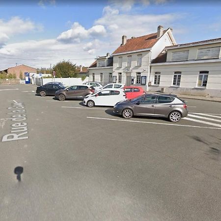 Hotel - Restaurant "Histoire De Bistrot" Isbergues エクステリア 写真